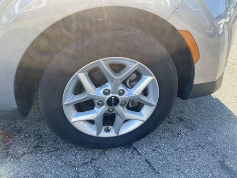 Used 2025 Kia Soul LX w/ LX Technology Package image 30