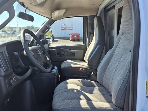 New 2025 GMC Savana 3500 w/ Power Convenience Package image 24