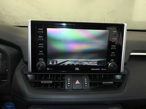 Used 2019 Toyota RAV4 XSE w/ Carpet Mat Package AWD/4WD image 17