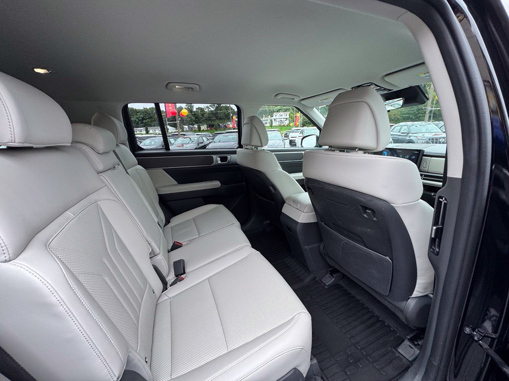 Used 2024 Hyundai Santa Fe SEL AWD/4WD image 28