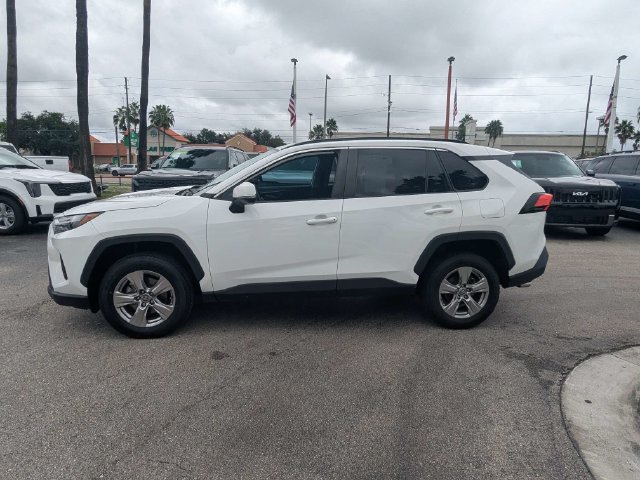 Used 2023 Toyota RAV4 XLE w/ Convenience Package FWD image 3