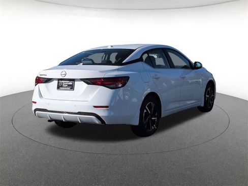 New 2025 Nissan Sentra SV image 5