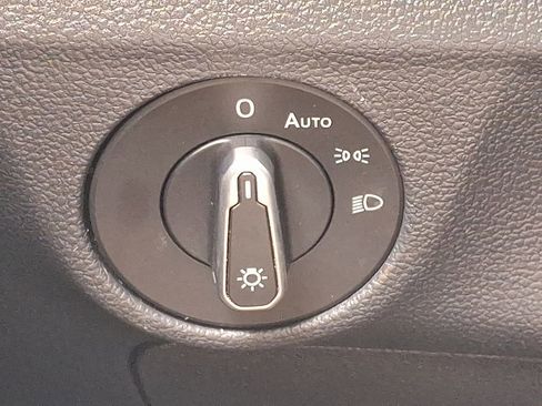 Used 2024 Volkswagen Jetta S image 23