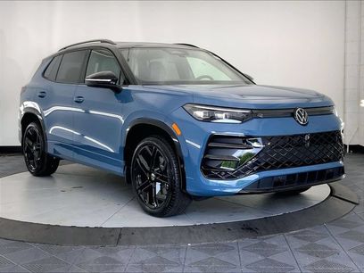 New 2026 Volkswagen Tiguan SE R-Line