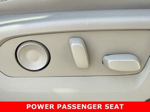 Used 2022 GMC Sierra 1500 SLT w/ SLT Convenience Package image 21