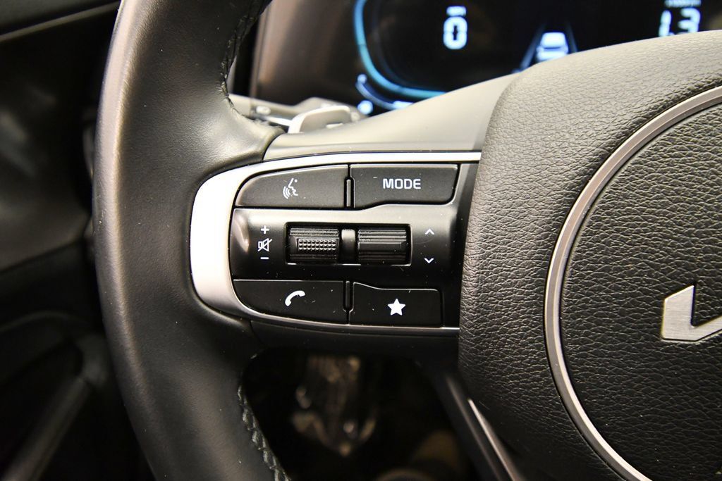 Certified 2024 Kia Sportage EX AWD/4WD image 20
