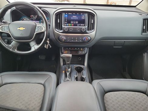 Used 2019 Chevrolet Colorado Z71 image 14