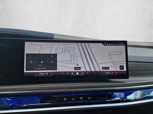 Certified 2024 BMW 760i xDrive AWD/4WD image 13