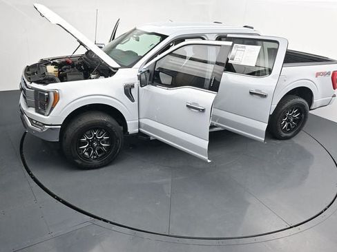 Certified 2022 Ford F150 Lariat w/ Equipment Group 502A High AWD/4WD image 39
