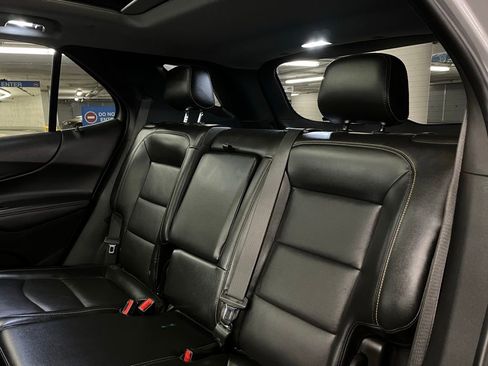 Used 2021 Chevrolet Equinox Premier image 19