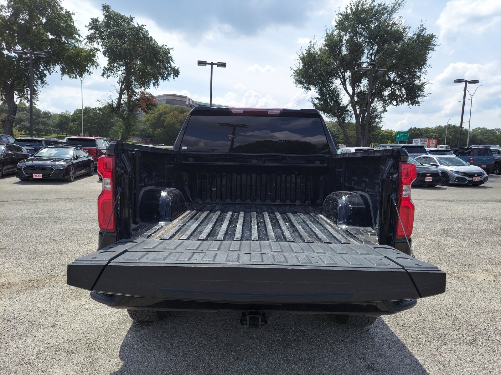 Used 2023 Chevrolet Silverado 1500 LT Trail Boss AWD/4WD image 22