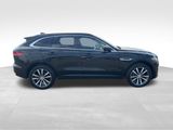 Used 2017 Jaguar F-PACE Prestige image 6