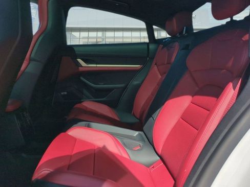 Used 2022 Porsche Taycan 4S AWD/4WD image 29