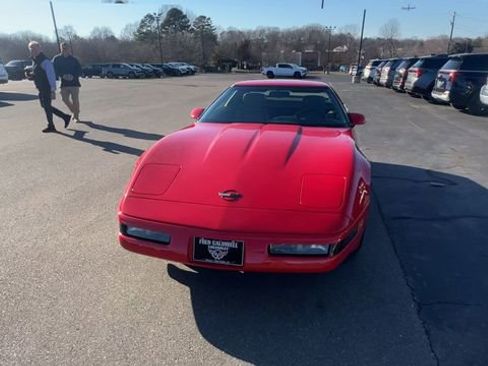 Used 1991 Chevrolet Corvette Convertible image 3