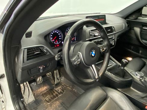 Used 2018 BMW M2 RWD image 26