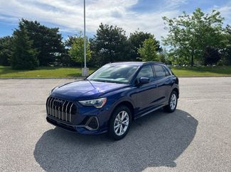 Used 2021 Audi Q3 2.0T Premium w/ Convenience Package AWD/4WD video 1