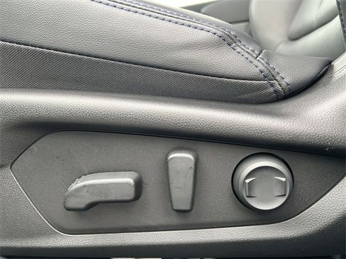 New 2025 Subaru Forester Limited w/ Popular Package #2 image 29