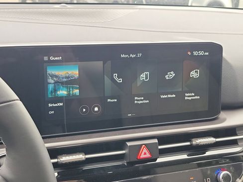 New 2026 Kia Sportage EX FWD image 32