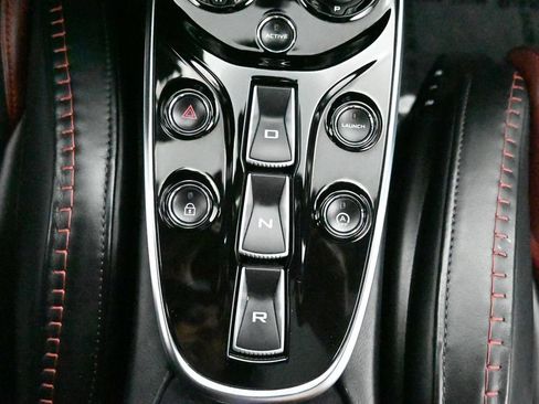 Used 2022 McLaren GT RWD image 67