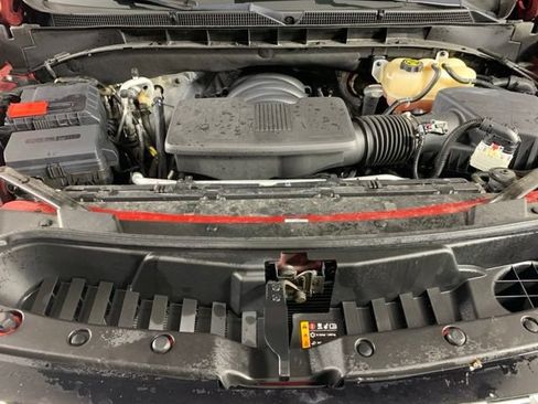 Used 2023 GMC Yukon XL Denali AWD/4WD image 38