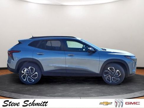 New 2026 Chevrolet Trax RS w/ Driver Confidence Package FWD image 22