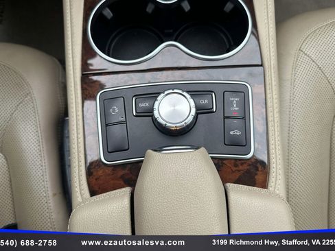 Used 2014 Mercedes-Benz CLS 550 4MATIC w/ Premium 1 Package image 26