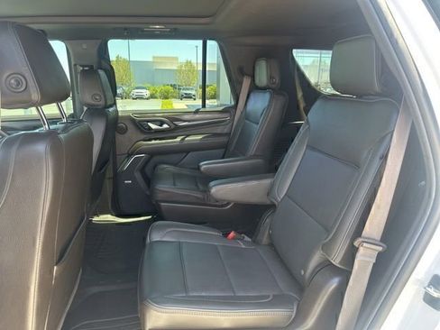 Used 2022 GMC Yukon Denali AWD/4WD image 8