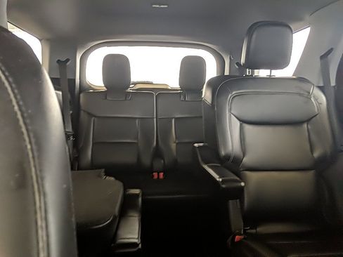 Used 2022 Ford Explorer XLT w/ Equipment Group 202A image 29
