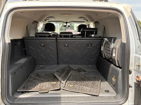 Used 2008 Toyota FJ Cruiser 4WD image 32