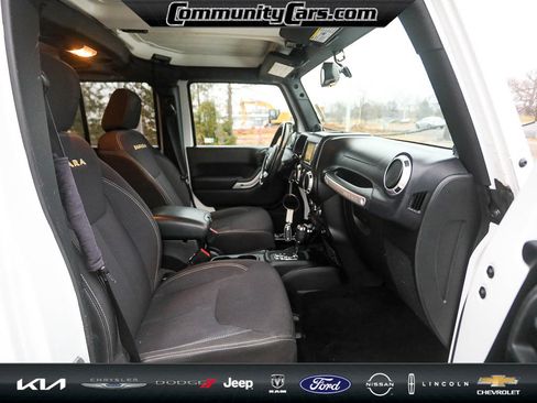 Used 2013 Jeep Wrangler Unlimited Sahara w/ Connectivity Group image 21