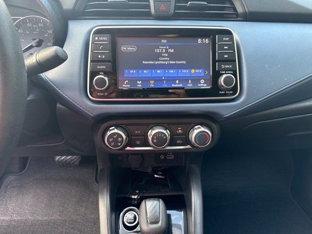 Used 2025 Nissan Versa SV FWD image 17
