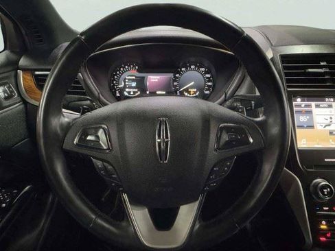 Used 2019 Lincoln MKC Select w/ Select Plus Package AWD/4WD image 30