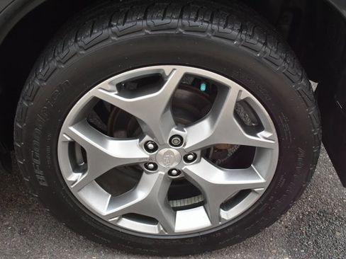 Used 2015 Subaru Forester 2.5i Touring w/ Eyesight & Navigation System image 49