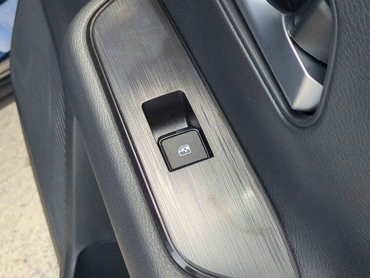 New 2026 Nissan Kicks SV w/ SV Premium Package FWD image 34