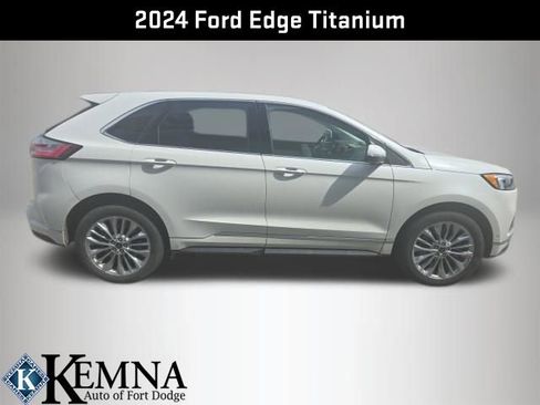 Used 2024 Ford Edge Titanium w/ Titanium Elite Package image 6