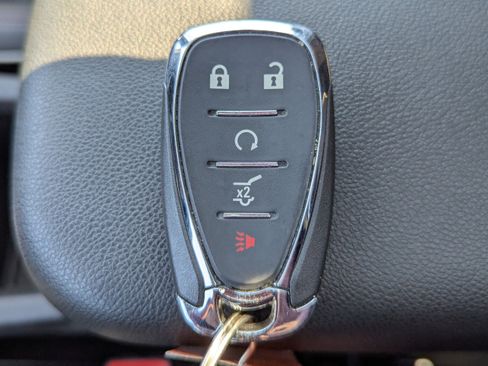 Used 2022 Chevrolet TrailBlazer RS w/ Sun and Liftgate Package AWD/4WD image 25