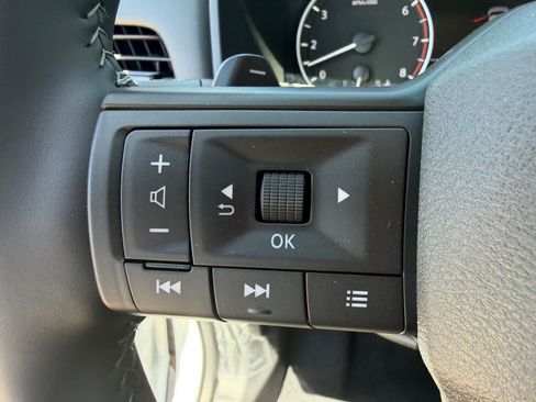 New 2026 Nissan Rogue SV AWD/4WD image 18