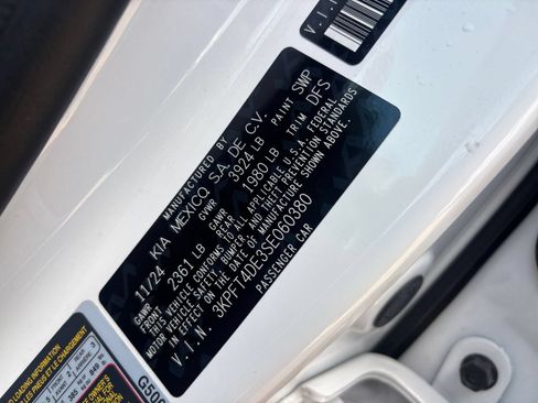 Used 2025 Kia K4 FWD image 23