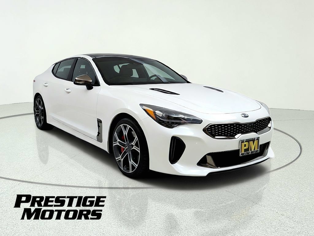 Used 2021 Kia Stinger GT2 image 1