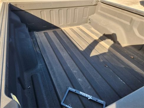 Used 2022 Jeep Gladiator Rubicon w/ LED Lighting Group image 9