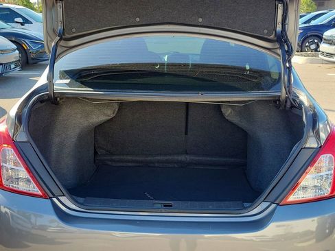 Used 2017 Nissan Versa SV image 13