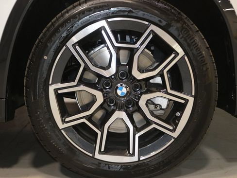 New 2025 BMW X1 xDrive28i w/ Premium Package image 10