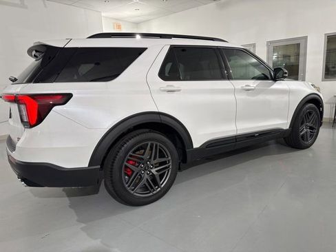 New 2026 Ford Explorer ST w/ Sun And Sound Package image 16