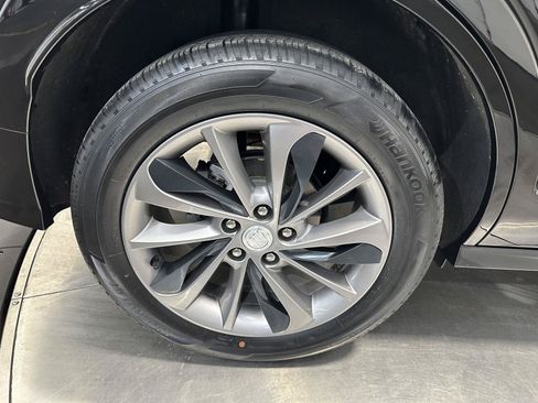 Used 2022 Buick Encore GX Select w/ Sport Touring Package FWD image 11