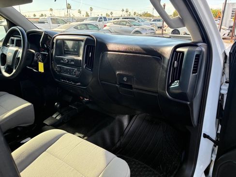 Used 2018 Chevrolet Silverado 1500 W/T w/ Special Service Package AWD/4WD image 23