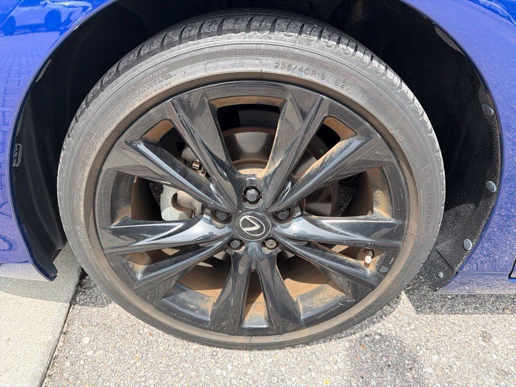 Certified 2022 Lexus ES 350 F Sport w/ Accessory Package 2 FWD image 6