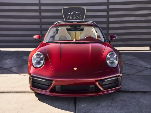 Used 2021 Porsche 911 Targa 4S image 9