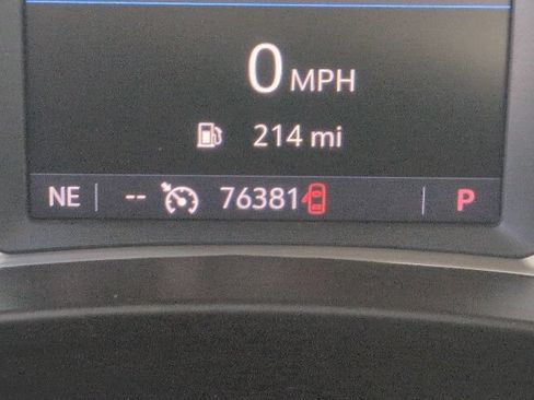 Used 2020 Chevrolet Equinox Premier FWD image 19