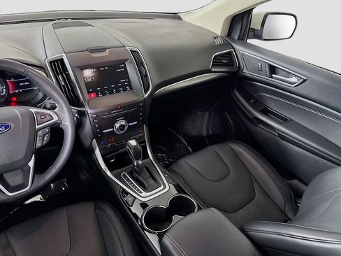 Used 2018 Ford Edge Titanium w/ Equipment Group 302A image 28
