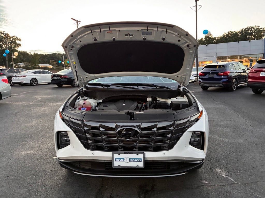 Certified 2024 Hyundai Tucson Limited AWD/4WD image 10